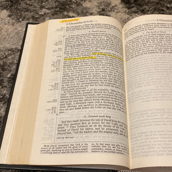 RSV Harper Study Bible Hardback Preowned - Picture 8 of 10